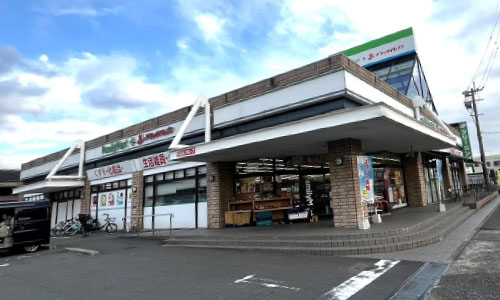 ファミリーマートドラッグイレブン志免店